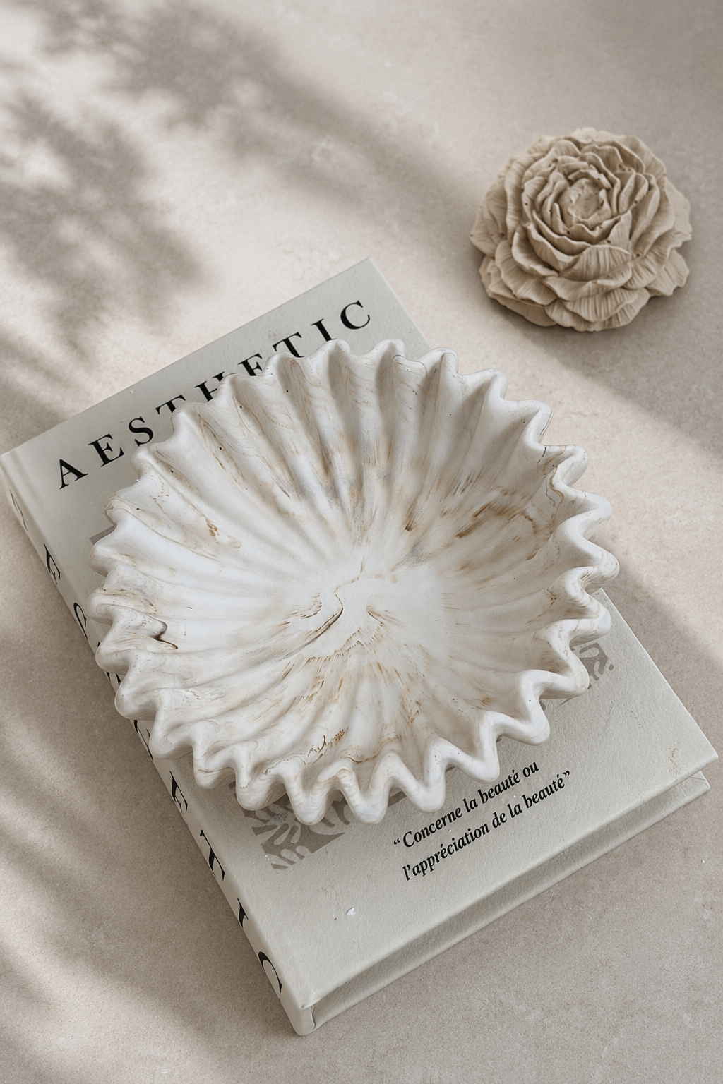 Elara Ruffle Bowl