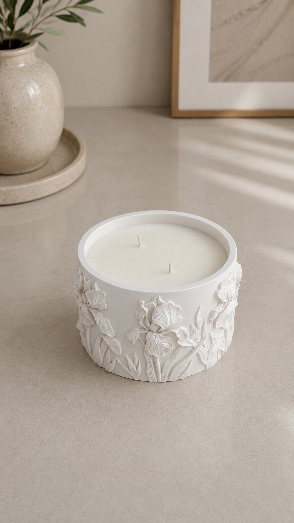 Iris Floral Candle | Sculptural Botanical Home Decor